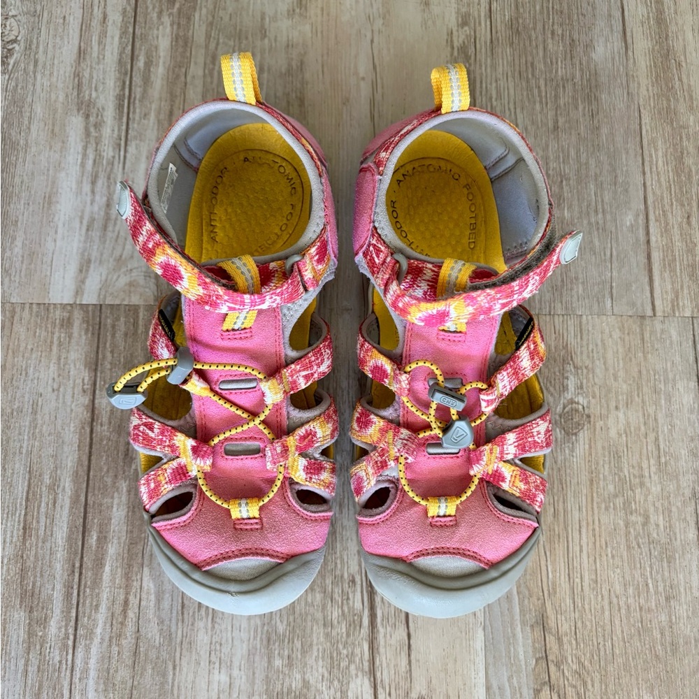 Keen Seacamp Water Hiking Sandals Youth 5 Women 6 Pink & Yellow Tie Dye Solid